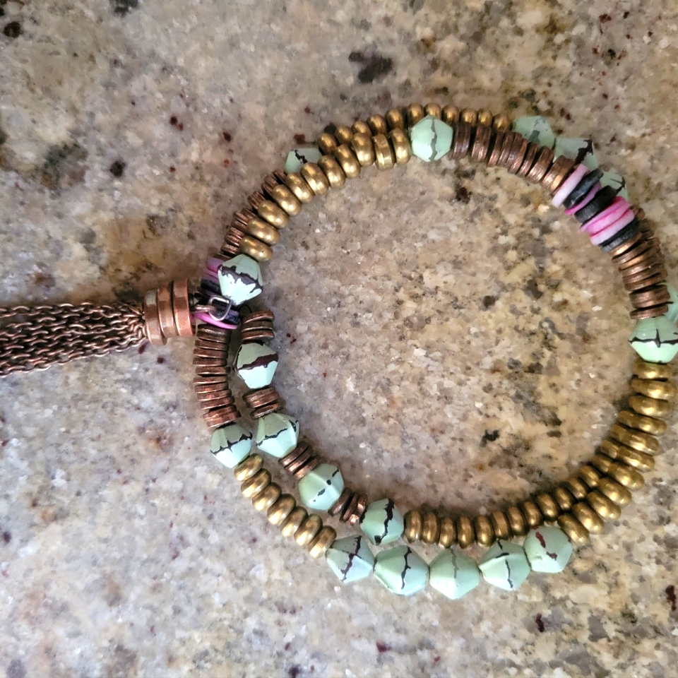 Noonday Collection Wire Wrap Bracelet 7 Expandable 18$